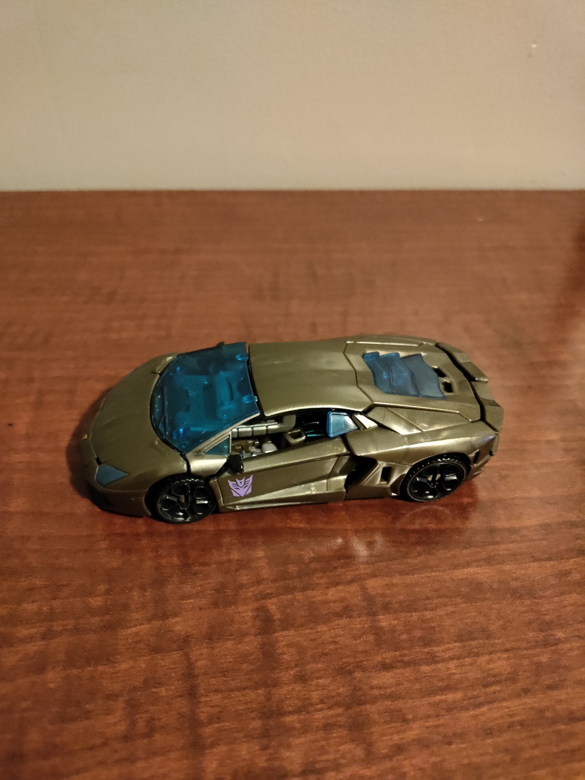 Hasbro Transformers Lockdown AOE Age Of Extinction Deluxe Cl