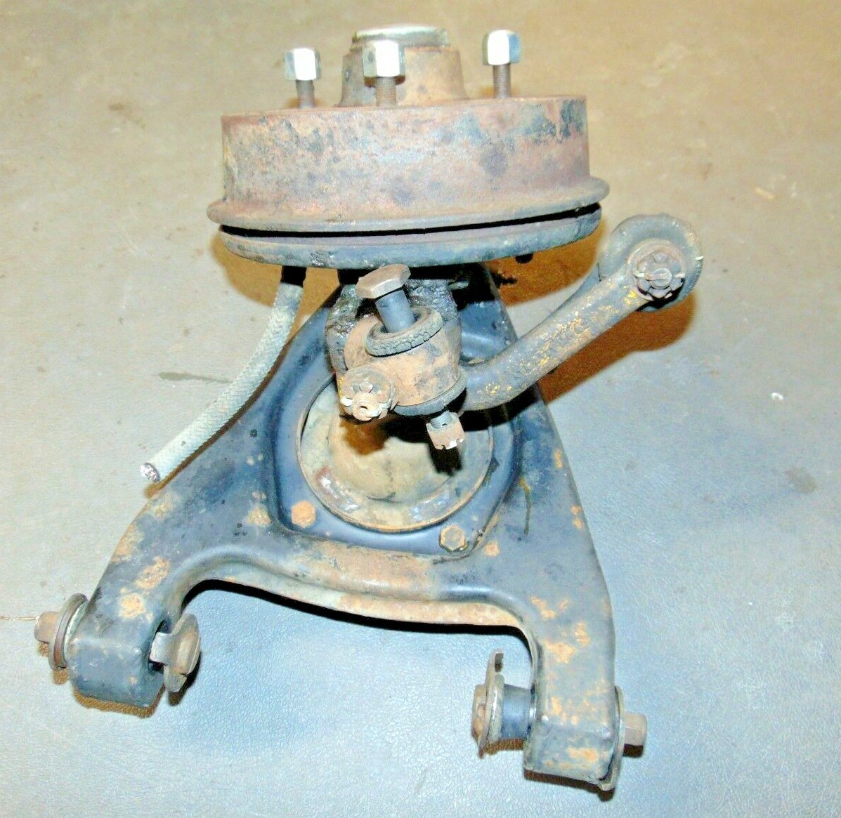 Austin Healey Bigeye Front Left Suspension Upright Hub,,Brake Drum