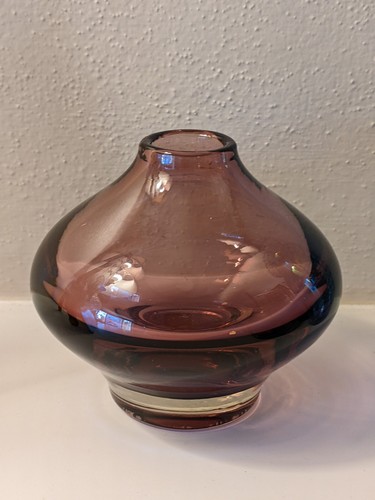 Small Purple Vase Riihimäen Lasi Finland by Aimo Okkolin - Picture 4 of 6