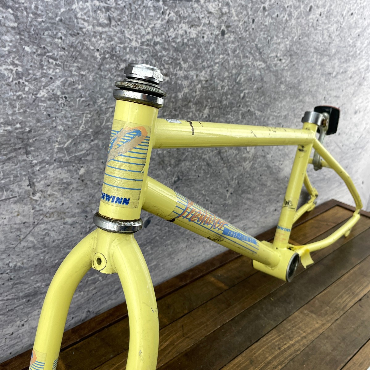 Schwinn Predator FreeForm BG BMX Frame Set Yellow Old School BMX