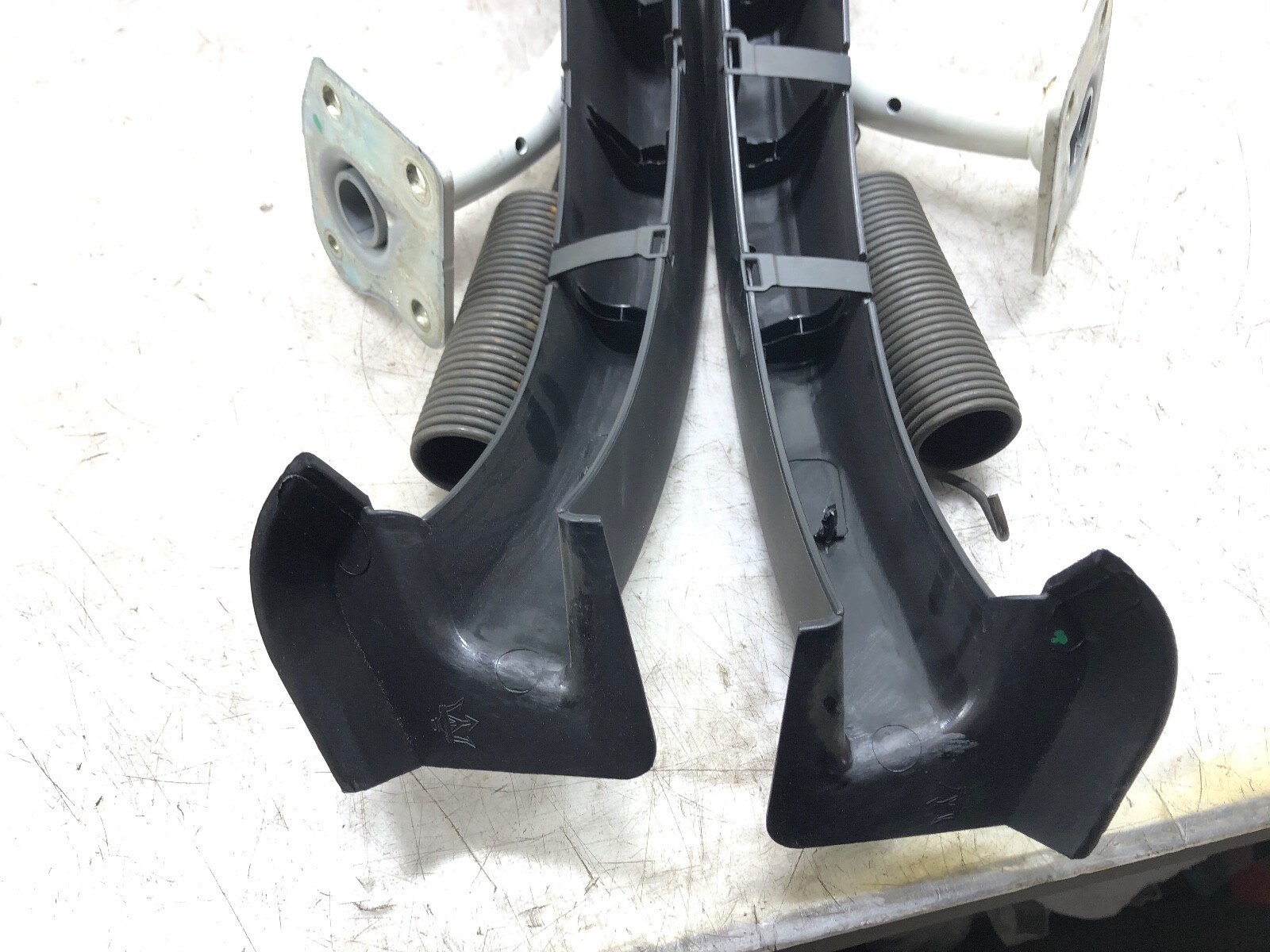 2014-2024 MASERATI GHIBLI LEFT RIGHT REAR TRUNK HINGES SET X2 OEM.