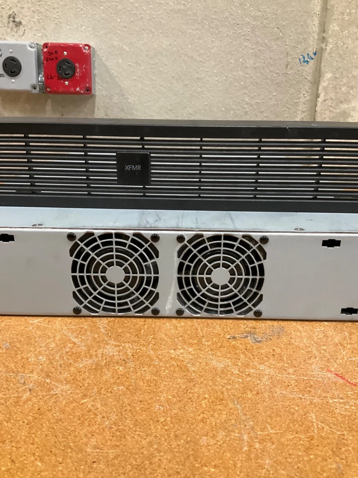 APC AP9626 Step-Down Transformer 208V to 120VAC - (12) NEMA 5-120R RM 2U XFMR - Image 3 of 4