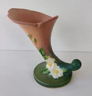 ROSEVILLE ART POTTERY PINK WHITE ROSE CORNUCOPIA VASE #143-6
