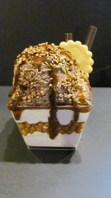 KÜNSTLICHES MINI SCHOKOLADE TOFFEE EISCREME DESSERT DISPLAY FILM ABENDESSEN TV PROP