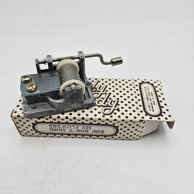 Hurdy Gurdy Miniature Music Box Player (You Don't Send Me Flowers)