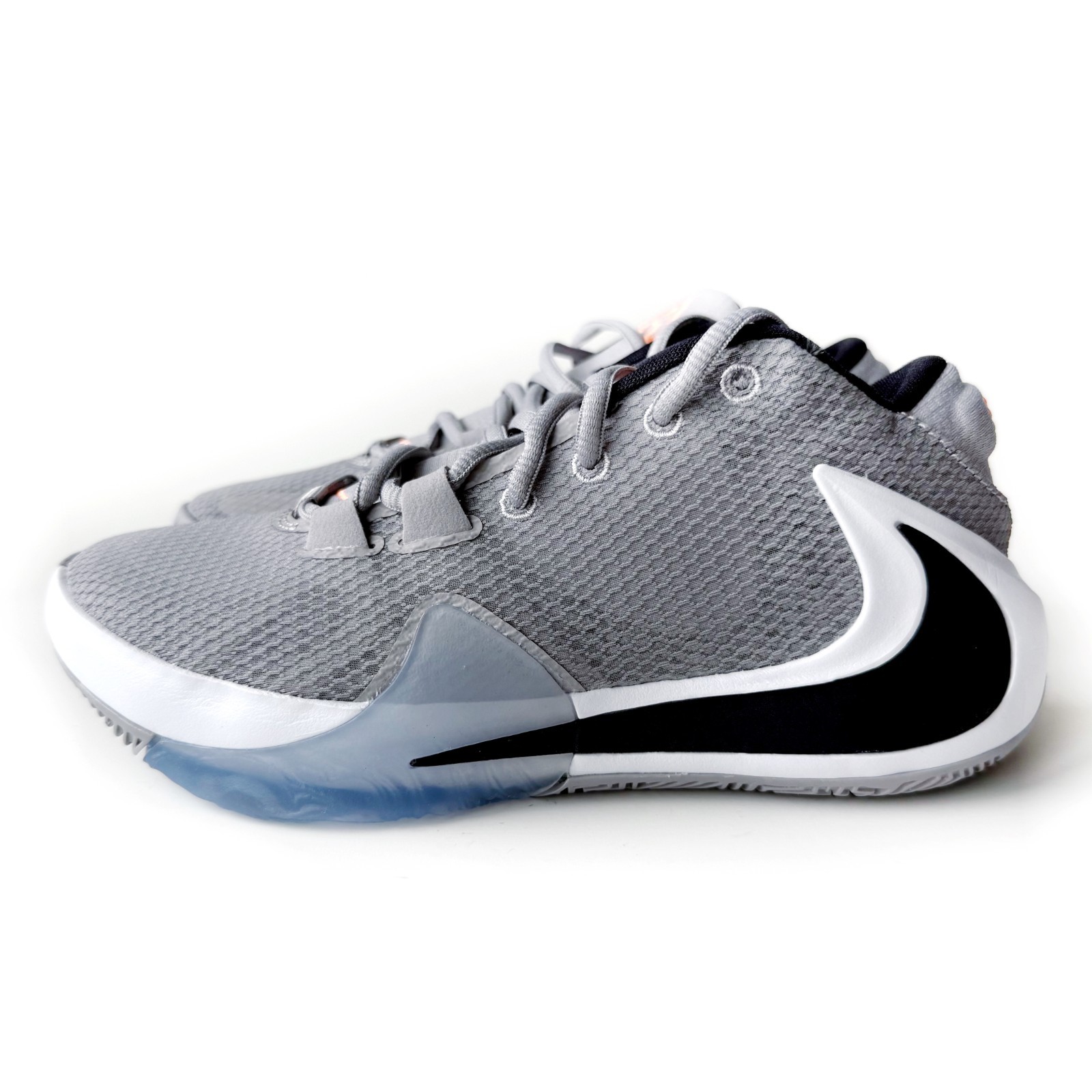 Kids Size 4 Shoe Giannis