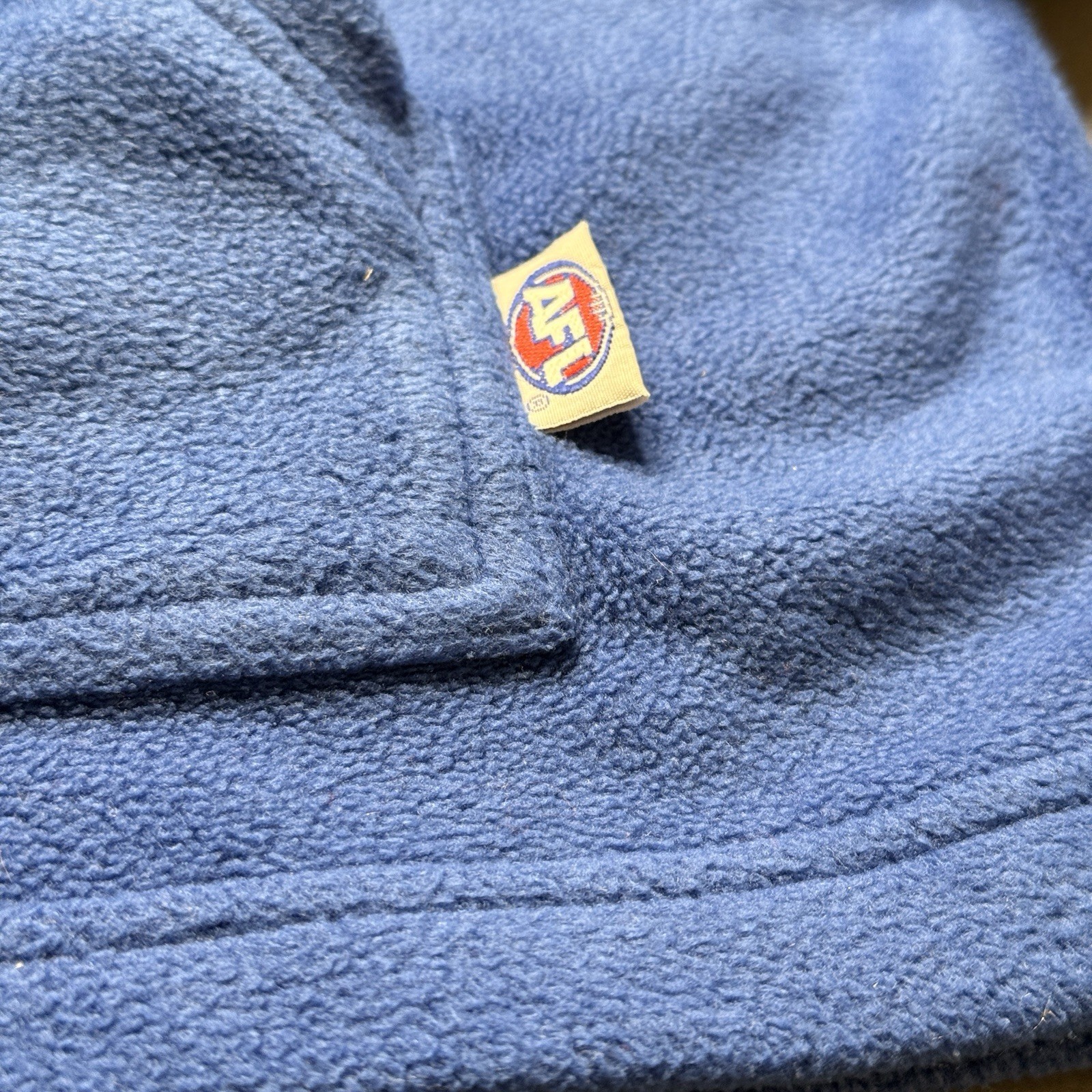 Vintage North Melbourne Kangaroos Zip Pullover Poly Fleece Rare Aged AFL image 3