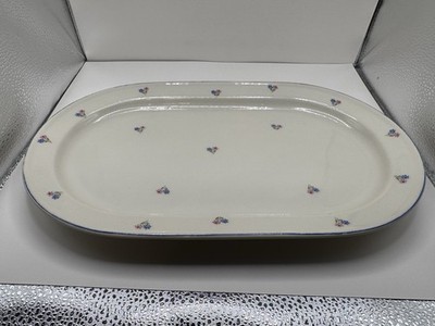 Large Porzellanfabrik Arzberg, Arzberg (Bayern) Floral Pattern Serving Platter