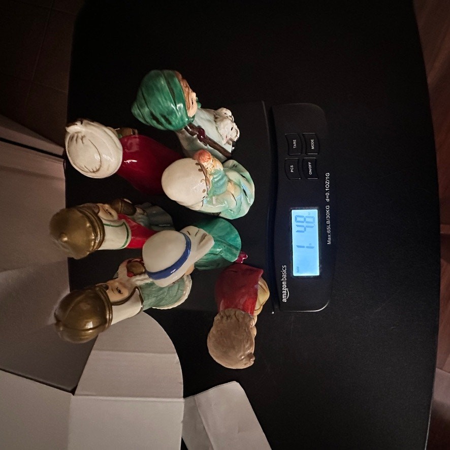 Vintage Chalkware Nativity Set 7 Pc Hand Painted MY Korea Figurines