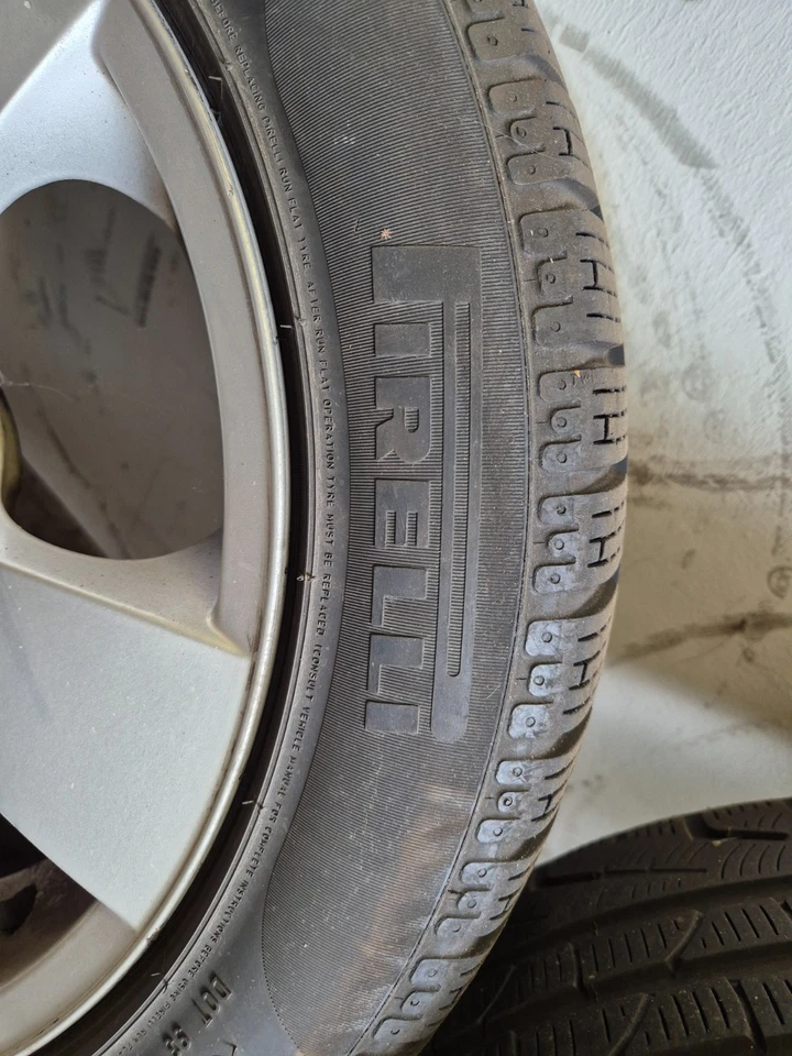 4 BMW Alufelgen 17 zoll mit Winterreifen Pirelli 225/50 R17, Run flat - Bild 4 von 4