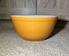 Vintage Pyrex Glass Mixing Bowl # 402 Citrus Orange 1 1/2 QT Ovenware