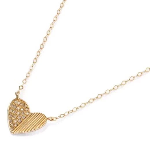 Collar con colgante de corazón de diamantes en oro amarillo de 14 K, 0,06 tcw Foto 3 de 4