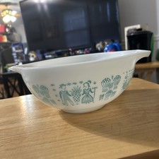 Vintage PYREX Amish Butterprint Turquoise/White #443  2-1/2 QT Bowl