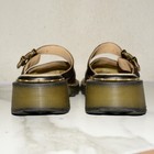 Foto 10 di 18