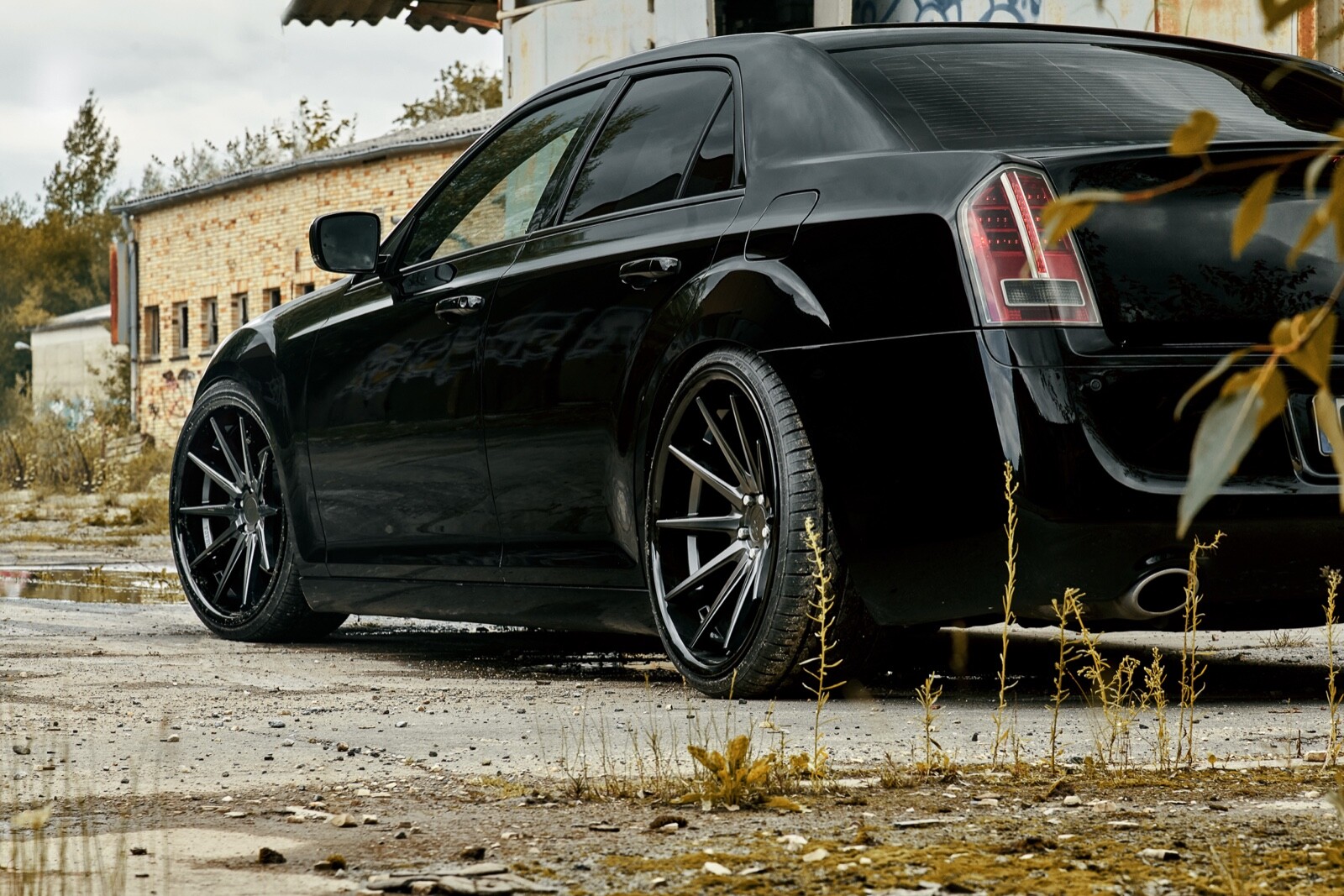 22" FERRADA FR4 MATTE BLACK WHEELS FOR BENTLEY CONTINENTAL GT 22X9 & 22X10.5