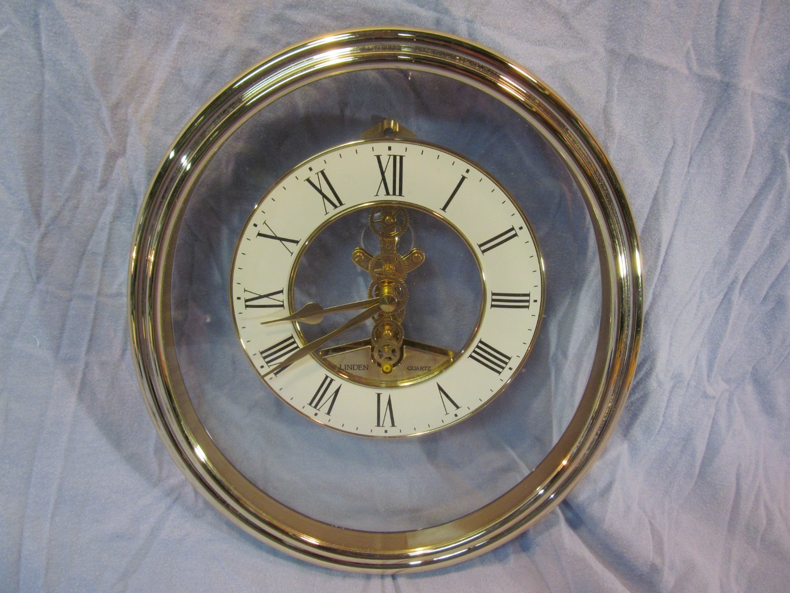 GOLD TONE LINDEN QUARTZ SKELETON WALL CLOCK MADE IN JAPAN BY CUCKOO MFG CO