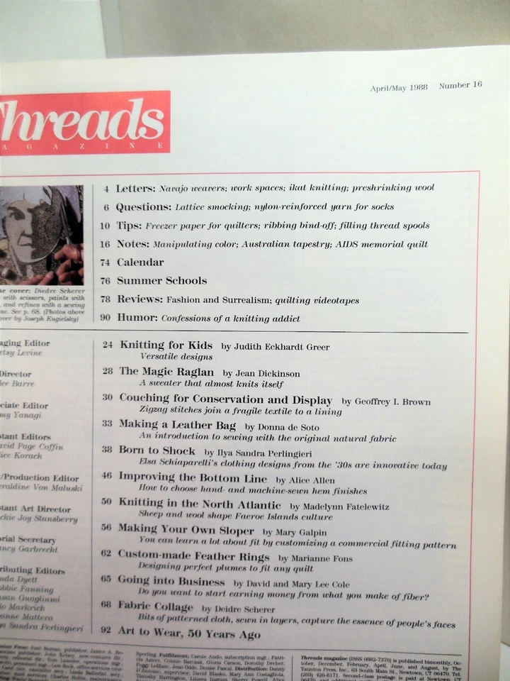 Elsa Schiaparelli Born To Shock Clothing Designs from 30s Innovative Today 1988 Foto 2 de 4