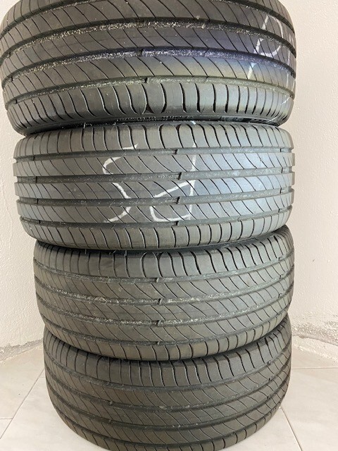 Foto 5 di 5