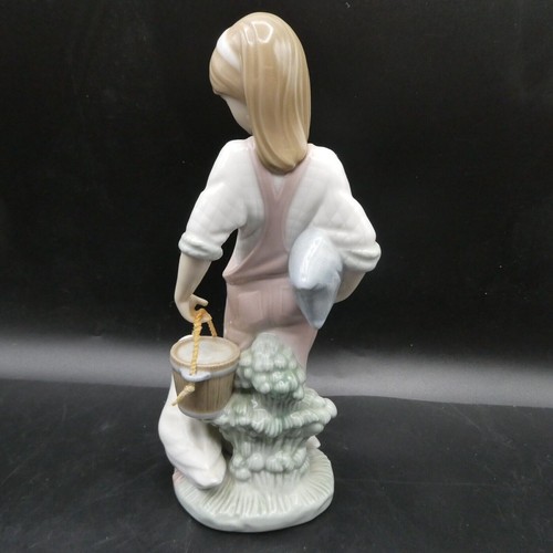 LLADRO 6022 Saturday’s Child (girl) Retired! Mint Condition! In Original Box! - Picture 6 of 11