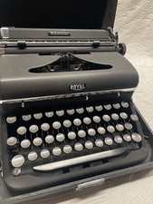 Royal Aristocrat Typewriter with Case: working perfectly. thumbnail
