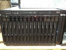 IBM BladeCenter eSERVER - 8677-3XY - 1a 
