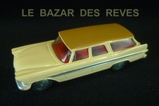 CORGI TOYS.   PLYMOUTH SUBURBAN.