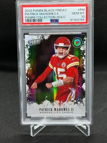 2019 Panini Black Friday Holo Patrick Mahomes PSA 10 82/199