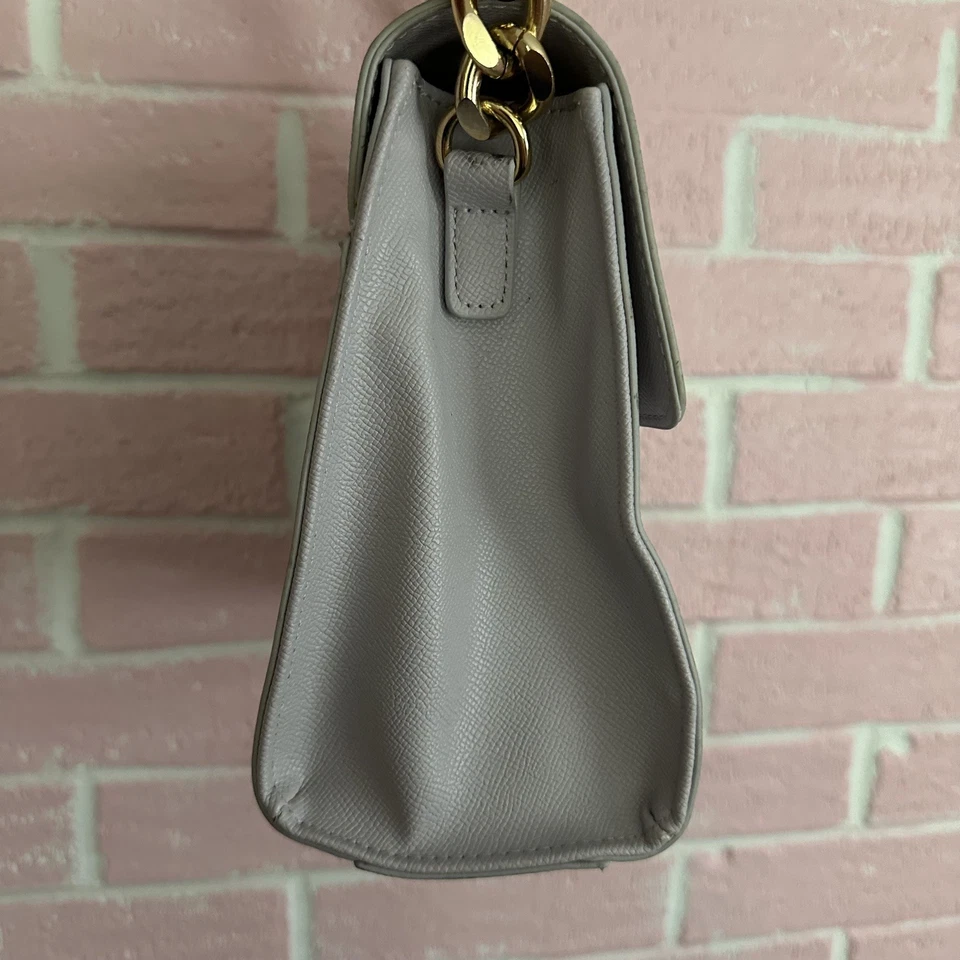 Bolso Bandolera Betsey Johnson Devin Bolso Bandolera Asa Superior Lila Arco Cadena Correa Foto 4 de 4