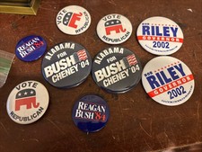 Lot Of 9 Vintage Political Pin Back Buttons Reagan Bush More