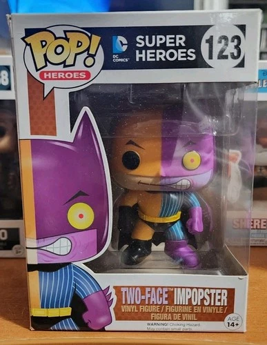 Funko Pop! Vinyl: DC Universe - Batman (as Two-Face) #123