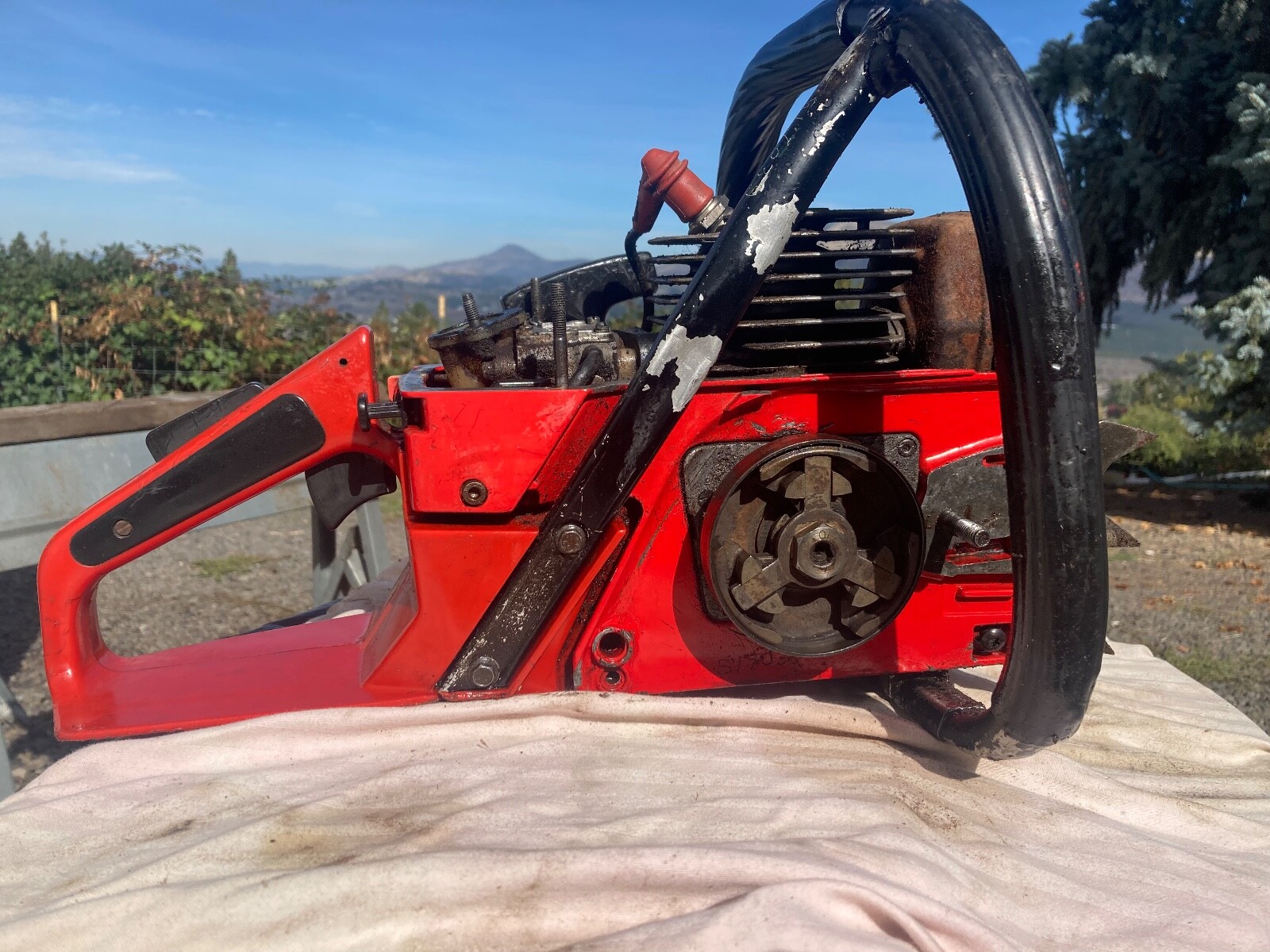 Jonsered 630 chainsaw, runs good eBay