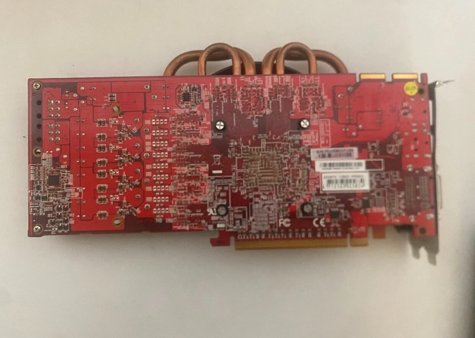 PowerColor PCS+ Radeon HD 5850 Cypress Pro 1GB GDDR5 PCIe 2.0 x16 CrossFireX - Image 3 of 4