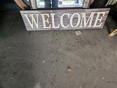 Welcome Wood Sign Farmhouse Brown/White Rectangular Horizontal Wall Decor