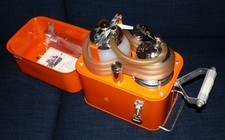 Schwedische milit&auml;rische Absaugpumpe (Modell Radius 700) - medizinischer Bereich