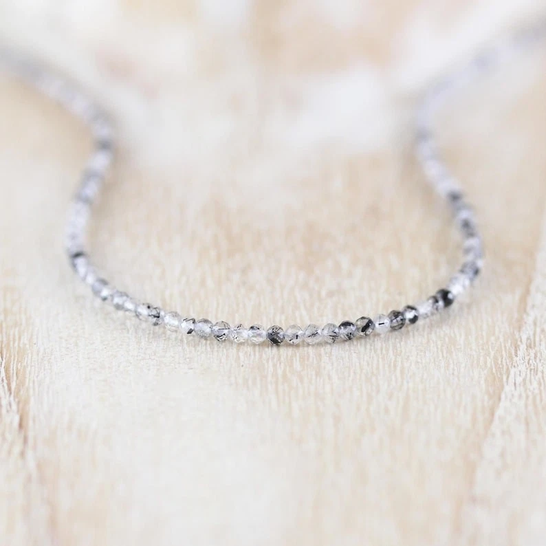 Collares redondos facetados pequeños negros retirados de 2-3 mm con cuentas de piedras preciosas hombres mujeres 18" Foto 2 de 4