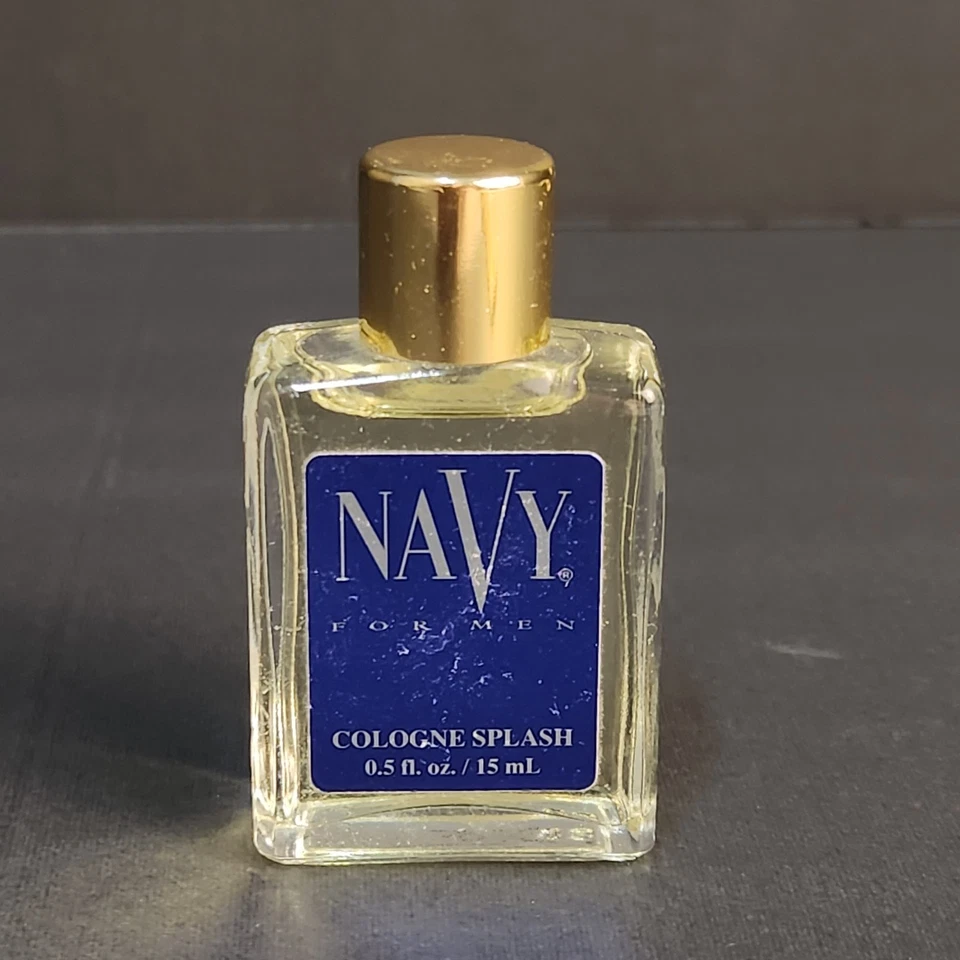 Mini Navy for Men By Dana Cologne Splash 0,5 oz/15 ml - Imagem 2 de 4