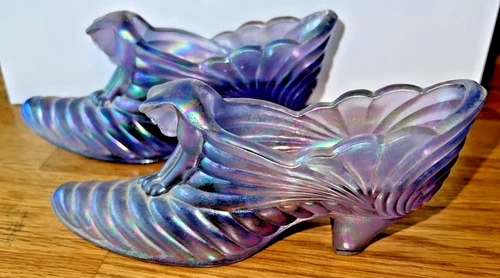 Pair Of Fenton Cat Head Slipper Shoe Art Glass Iridescent Purple 6" Figurine VTG