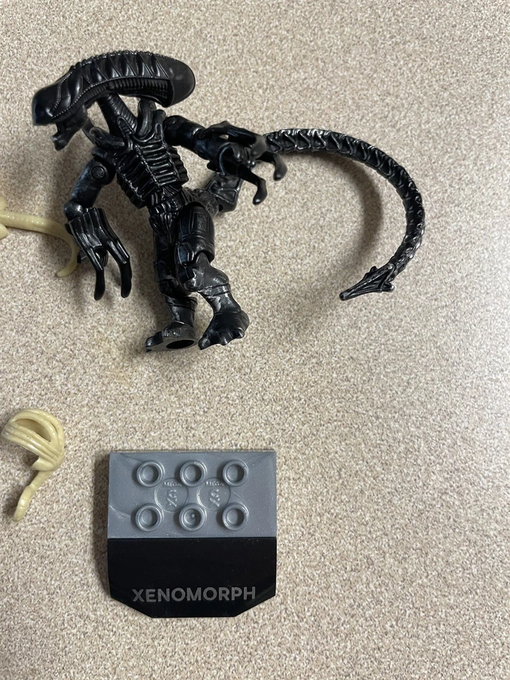 Mega Construx Heroes серия 1 Aliens Marine and Xenomorph  - Изображение 2 из 3