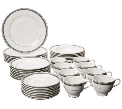 Mikasa Platinum Crown 40 Piece Dinnerware Set Service For 8 New In