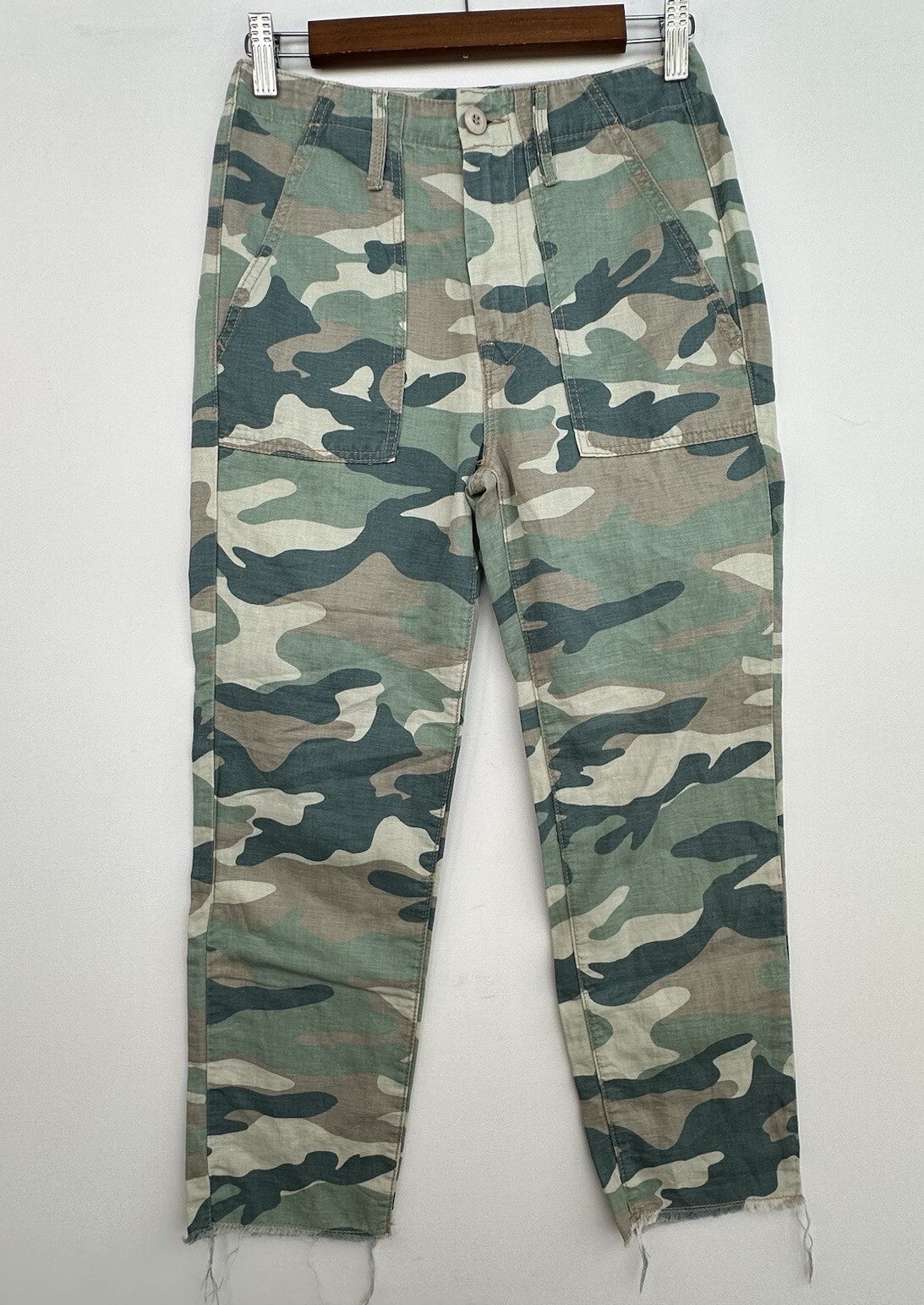 MOTHER The Shaker Chop Crop Fray Camo Linen Blend Pants Raw Hem 24