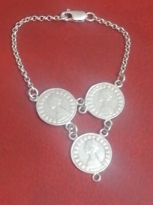 Gorgeous Vintage Italian Lire Coin L500 Charm Bracelet with 3 Coins