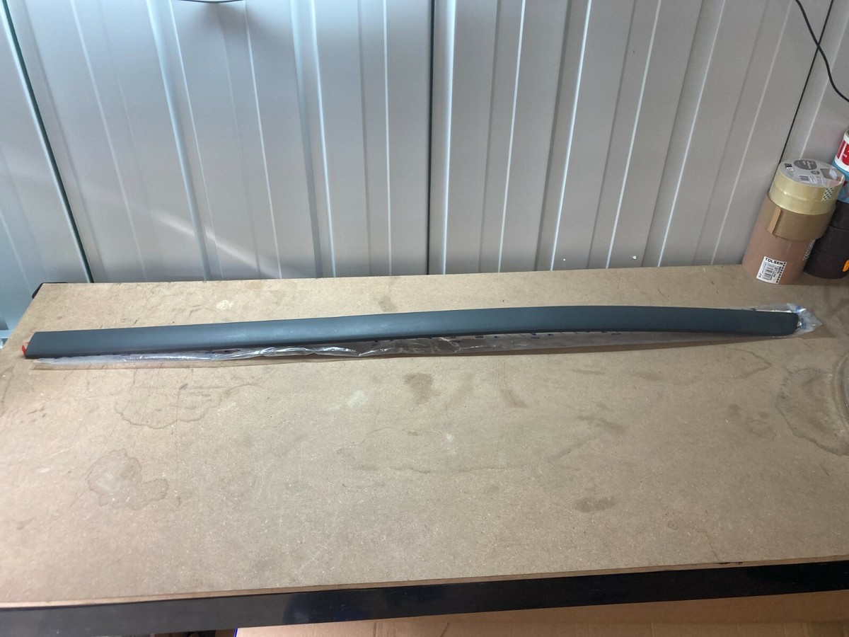 Ford Transit Mk7 SWB LH Side Moulding Genuine OEM 5153952  