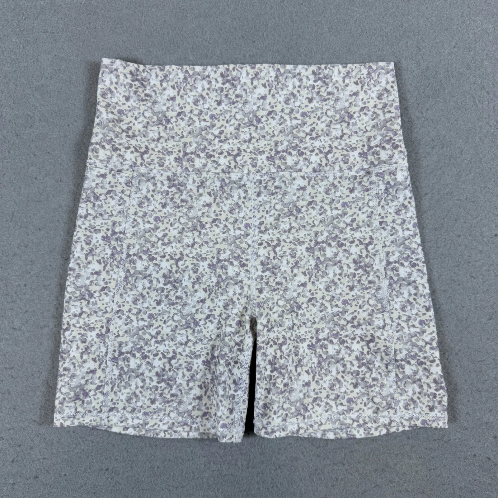 vuori studio pocket micro mini shorts