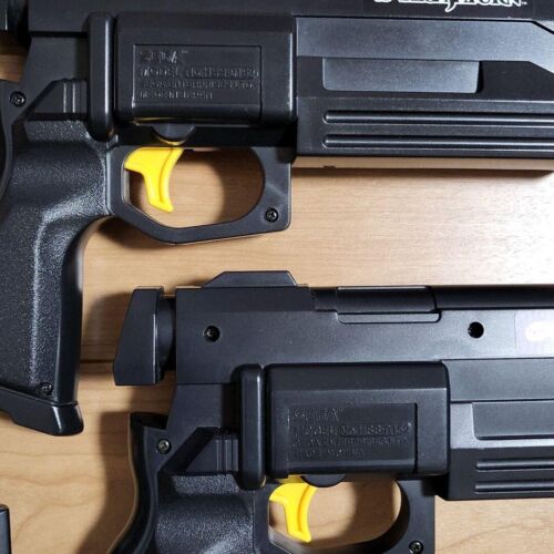 Juego de 2 CONTROLADORES DE PISTOLA Sega Saturn Virtua Cop HSS-0152 Funciona para TV CRT Solo SS - Imagen 3 de 5