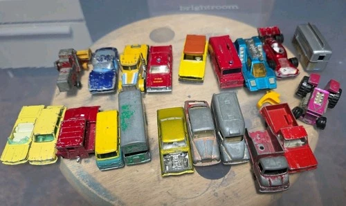 Junk Yard Lot Of  20 Vintage Matchbox Lesney Diecast Cars