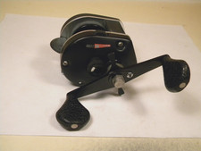 Mulinello vintage Abu Garcia Ambassadeur Ultra Mag Svezia baitcast?