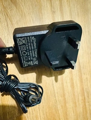   JJ018W1-350050BX Akku Ladegerät Netzteil Adapter - 35,0V 0,5A (17,5W)