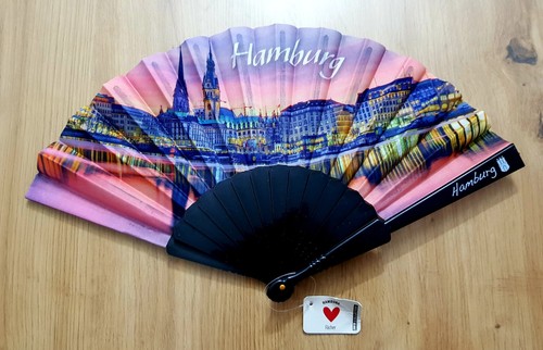 Hamburg Fächer mit Skyline – Praktisch & stilvoll für heiße Tage - GANZ NEU !!!
