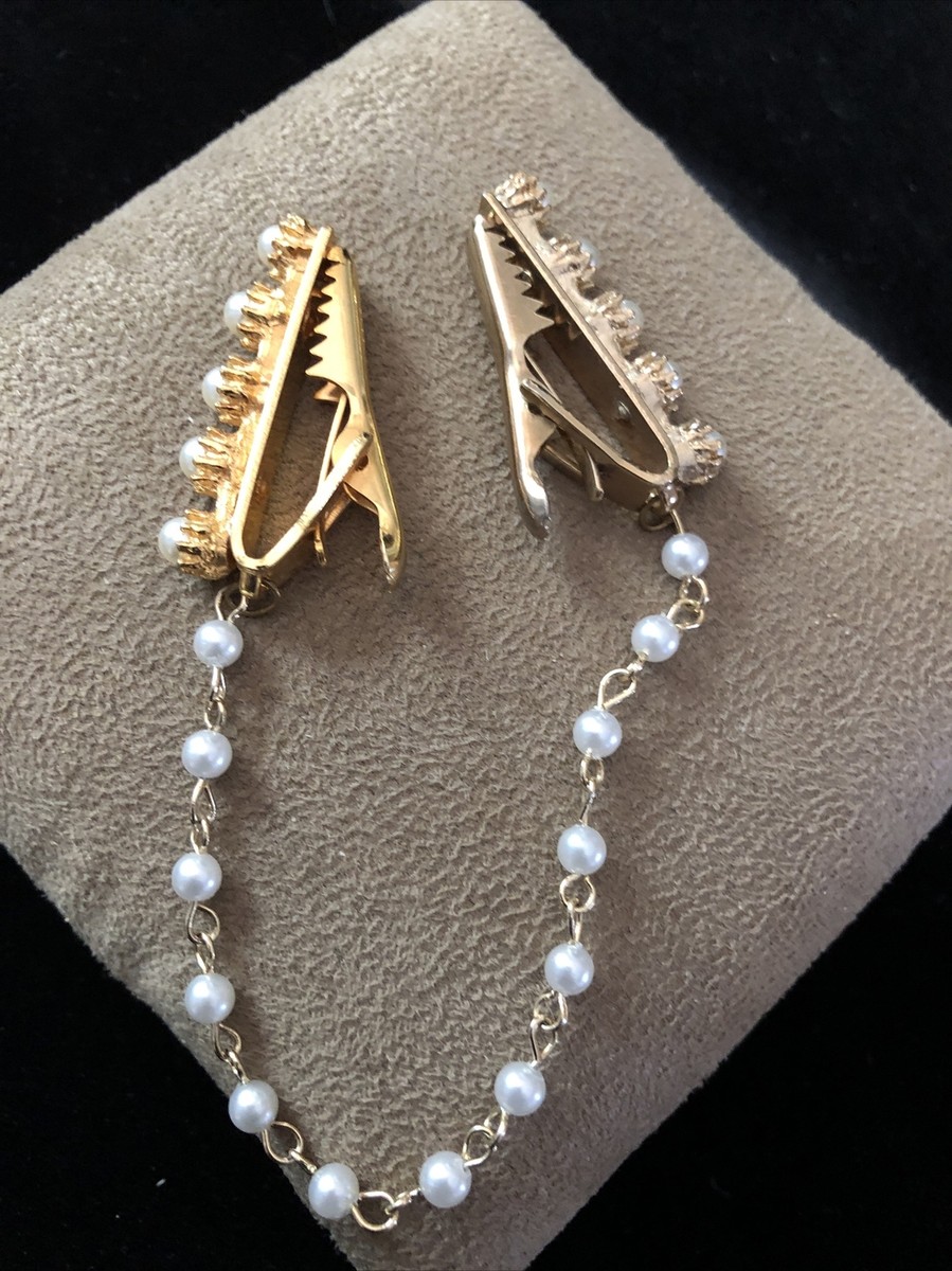 Vintage Faux Pearl Sweater Guard - Faux Pearl Chain Cardigan  display picture 3