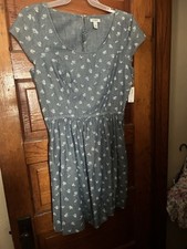 Old Navy Ladies Size 10 Blue Chambray Floral Dress Cap Sleeve Pockets New Sale